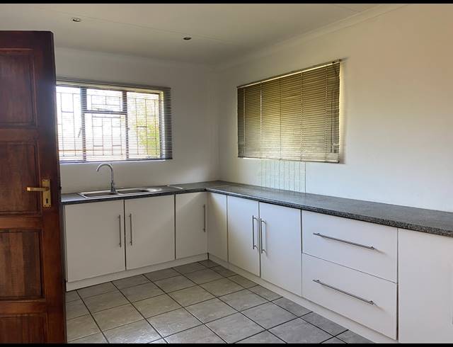 3 BEDROOM HOUSE FOR SALE IN BRACKENDOWNS